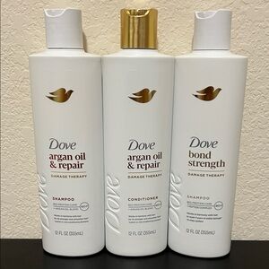 Dove Shampoo and Conditioner Set